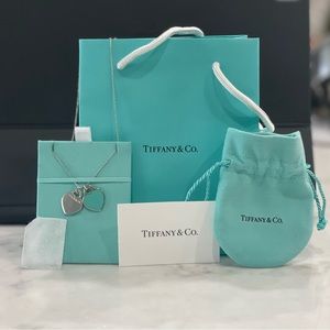 EUC Authentic Return To Tiffany Double Heart Tiffany & Co necklace